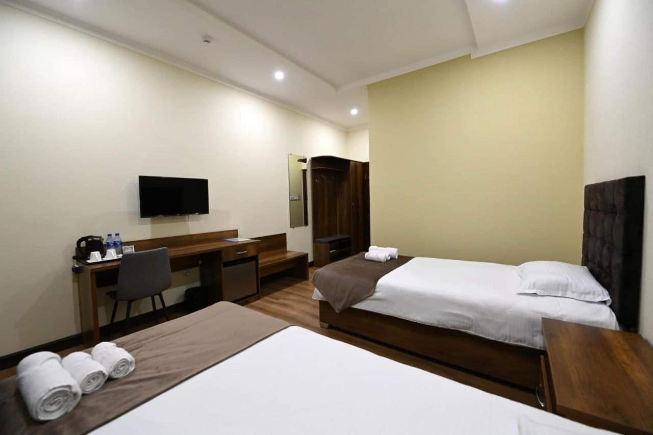 Hotel Atlas Elite Tashkent Bagian luar foto